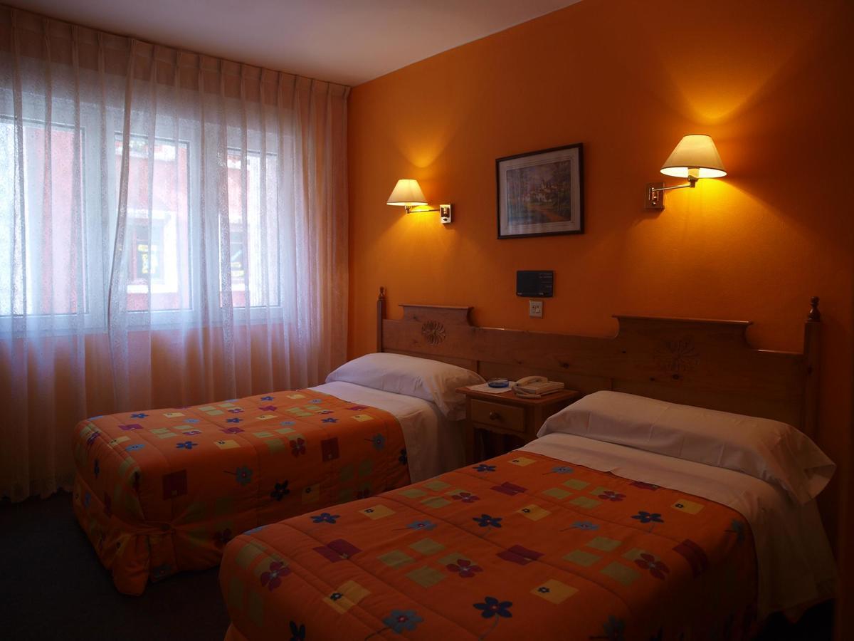 Hotel Paris Gijón Esterno foto