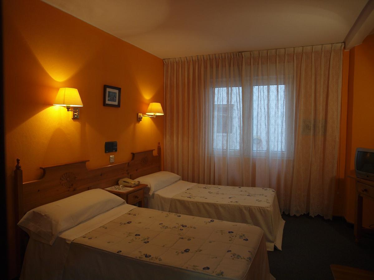 Hotel Paris Gijón Esterno foto
