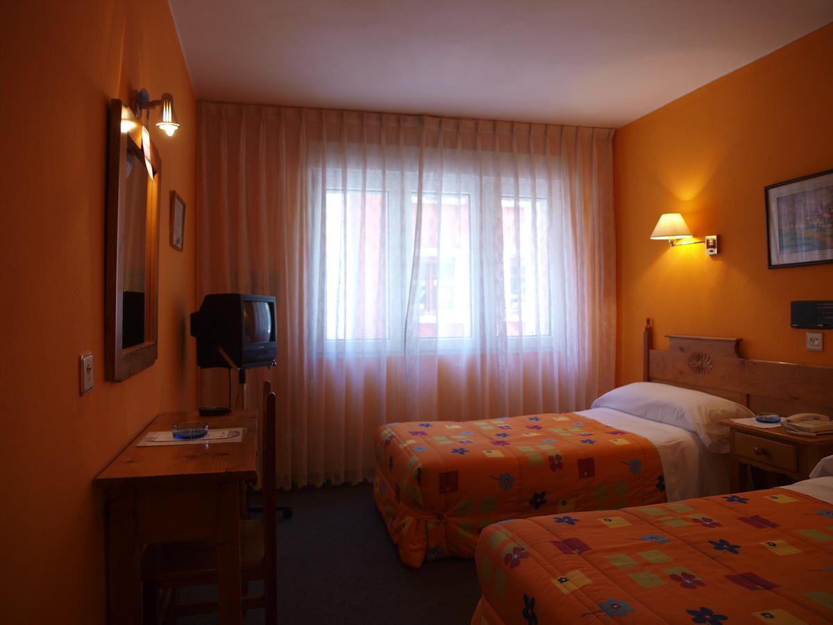 Hotel Paris Gijón Esterno foto