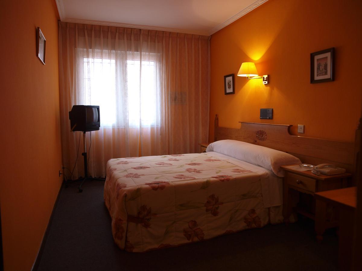 Hotel Paris Gijón Esterno foto