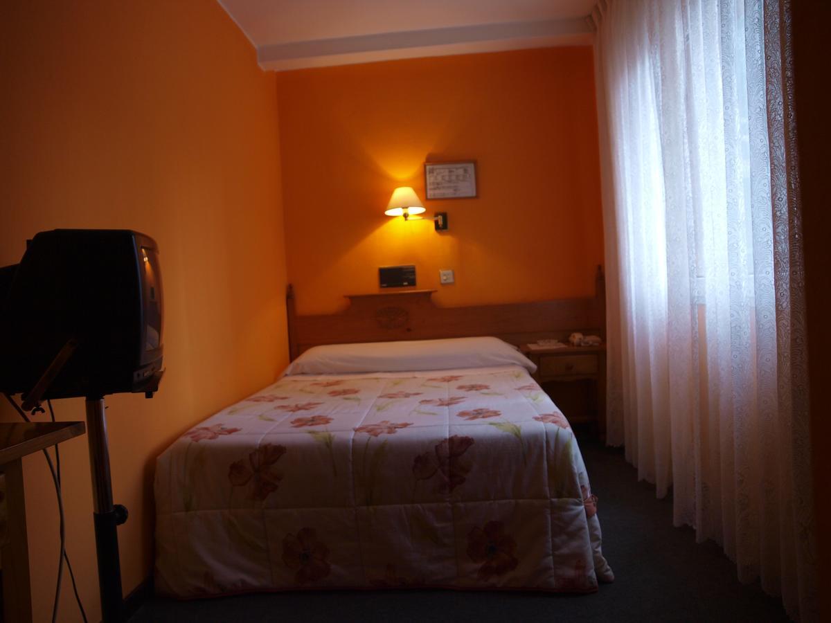 Hotel Paris Gijón Esterno foto