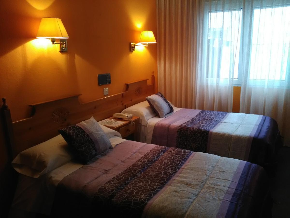 Hotel Paris Gijón Esterno foto